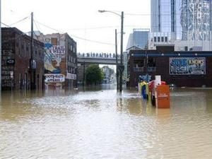 Кількість жертв від повені в США зросла до 28 чоловік