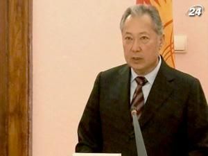 Бакієва позбавили статусу екс-президента та недоторканності Бакієва позбавили статусу екс-президента та недоторканності