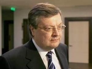 Грищенко закликає до юридичних гарантій ядерної безпеки України