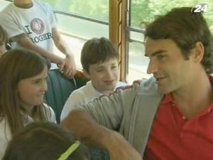 Роджер Федерер готується повернутись на стежку перемог Роджер Федерер готується повернутись на стежку перемог