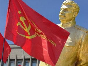 В Запоріжжі під час відкриття пам'ятника Сталіну померла жінка В Запоріжжі під час відкриття пам'ятника Сталіну померла жінка