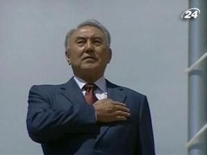 Президент Казахстану Нурсултан Назарбаєв може отримати довічний статус “лідера нації” Президент Казахстану Нурсултан Назарбаєв може отримати довічний статус “лідера нації”