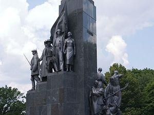 В центрі Харкова молодий чоловік намагався накласти на себе руки В центрі Харкова молодий чоловік намагався накласти на себе руки