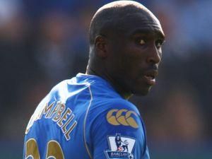 Сол Кембелл сподівається на поїздку в Південну Африку Сол Кембелл сподівається на поїздку в Південну Африку