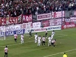 "Естудіантес" продовжує захищати титул "Естудіантес" продовжує захищати титул