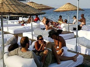 Туреччина запропонувала Україні скасувати візовий режим Туреччина запропонувала Україні скасувати візовий режим