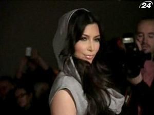 Фанатки Джастіна Бібера пригрозили смертю Кім Кардашян Фанатки Джастіна Бібера пригрозили смертю Кім Кардашян