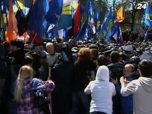 Міліція хоче список імен тих, хто влаштував дебош під Верховною радою 27 квітня