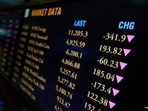 Рекордне падіння індексів спровокувала опечатка Рекордне падіння індексів спровокувала опечатка