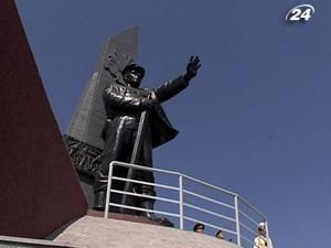 Під Одесою відтворили бій, який відбувся у серпні 1941 року Під Одесою відтворили бій, який відбувся у серпні 1941 року