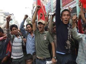 Українські та російські журналісти можуть вилетіти з Непалу Українські та російські журналісти можуть вилетіти з Непалу