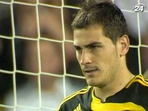 Ікер Касільяс - янгол-охоронець чинних чемпіонів Європи Ікер Касільяс - янгол-охоронець чинних чемпіонів Європи