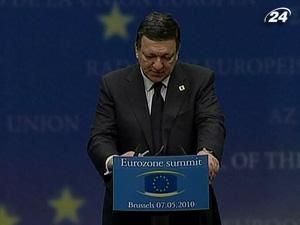 Лідери країн Єврозони на саміті остаточно схвалили план допомоги Афінам