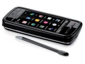 Nokia подала в суд на Apple за порушення патентів Nokia подала в суд на Apple за порушення патентів