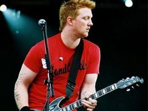 Queens Of The Stone Age не створюють нове, але успішно перезаписують забуте Queens Of The Stone Age не створюють нове, але успішно перезаписують забуте