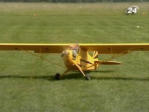 В Україні розпочались змагання пілотажних моделей літаків В Україні розпочались змагання пілотажних моделей літаків