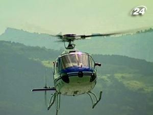 У Ялті упав гелікоптер, який знімав водно-моторні перегони У Ялті упав гелікоптер, який знімав водно-моторні перегони