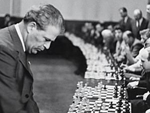 У Будапешті помер найстарший шаховий гросмейстер Андре Лілієнталь У Будапешті помер найстарший шаховий гросмейстер Андре Лілієнталь