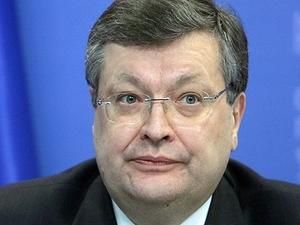 Грищенко полетів снідати з "друзями України" Грищенко полетів снідати з "друзями України"