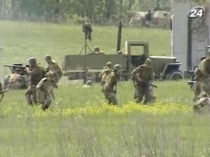 Під Києвом реконструювали останній бій війни Під Києвом реконструювали останній бій війни