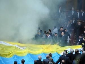 Литвин просить нардепів добровільно відшкодувати збитки