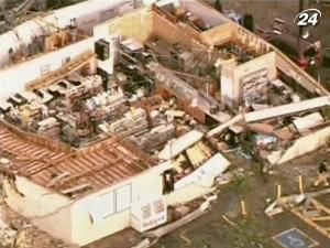 На американський штат Оклахома налетів потужний торнадо На американський штат Оклахома налетів потужний торнадо