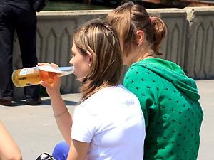 Донецька міліція ввела план по "пивних" протоколах Донецька міліція ввела план по "пивних" протоколах