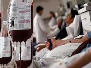 Міліціонери здали кров для онкохворих дітей Міліціонери здали кров для онкохворих дітей