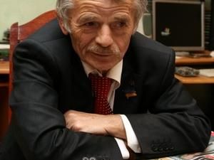 Президент поговорив з лідером кримських татар Президент поговорив з лідером кримських татар