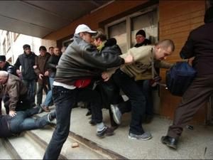 У Києві затримали російських рейдерів У Києві затримали російських рейдерів