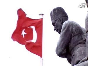 Туреччина вирішує чи змінювати Конституцію Туреччина вирішує чи змінювати Конституцію