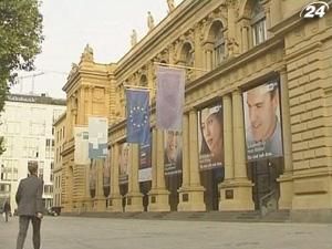 Євро впав до найнижчої за останні 14 місяців позначки Євро впав до найнижчої за останні 14 місяців позначки