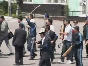 У Киргизстані внаслідок сутичок загинула щонайменше одна людина У Киргизстані внаслідок сутичок загинула щонайменше одна людина