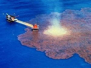 ВР вдалось почати відкачку нафти на корабель у Мексиканські затоці ВР вдалось почати відкачку нафти на корабель у Мексиканські затоці