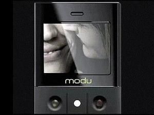 Asus випустить нетбук з вбудованим мобільним телефоном