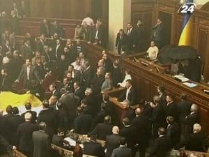 Партія регіонів голосуватиме за позбавлення Гримчака та Парубія недоторканності Партія регіонів голосуватиме за позбавлення Гримчака та Парубія недоторканності