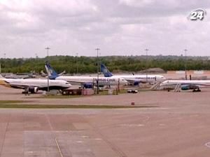 Запрацювали найбільші англійські аеропорти Запрацювали найбільші англійські аеропорти