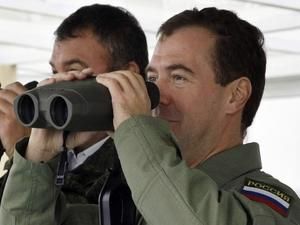 Медведєв сказав, що його флот на Україну не нападе Медведєв сказав, що його флот на Україну не нападе