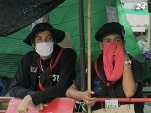 Опозиція Бангкоку погодилася на перемовини з владою задля уникнення жертв Опозиція Бангкоку погодилася на перемовини з владою задля уникнення жертв