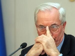 Азаров пропонує ввести терміни у видачі земельних актів Азаров пропонує ввести терміни у видачі земельних актів