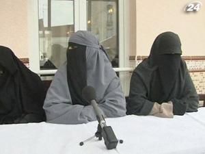 Французький уряд схвалив законопроект про заборону паранджі Французький уряд схвалив законопроект про заборону паранджі