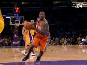 "Лейкерс" виграли другий домашній матч у "Фінікса" "Лейкерс" виграли другий домашній матч у "Фінікса"