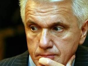 Литвин виступає за розширення повноважень кримських міністрів