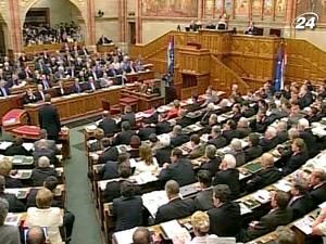 Угорщина майже вдвічі скоротить кількість депутатів