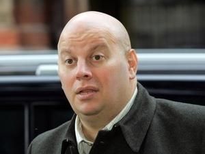 Бродський обіцяє зниження податків і просить не курити і не пити Бродський обіцяє зниження податків і просить не курити і не пити