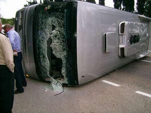 У Росії перекинувся автобус: 4 загинули, 12 постраждали