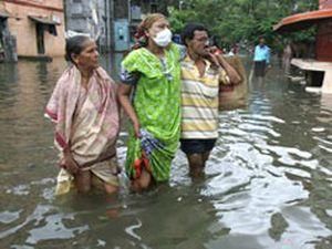 В Індії циклон забрав життя 27 осіб В Індії циклон забрав життя 27 осіб