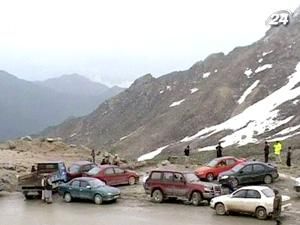 В Афганістані знайшли уламки пасажирського літака В Афганістані знайшли уламки пасажирського літака