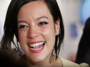 Лілі Аллен тричі нагородили Ivor Novello Awards Лілі Аллен тричі нагородили Ivor Novello Awards