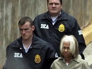 Дружину найвпливовішого наркобарона США затримали за продаж двох кілограмів кокаїну Дружину найвпливовішого наркобарона США затримали за продаж двох кілограмів кокаїну